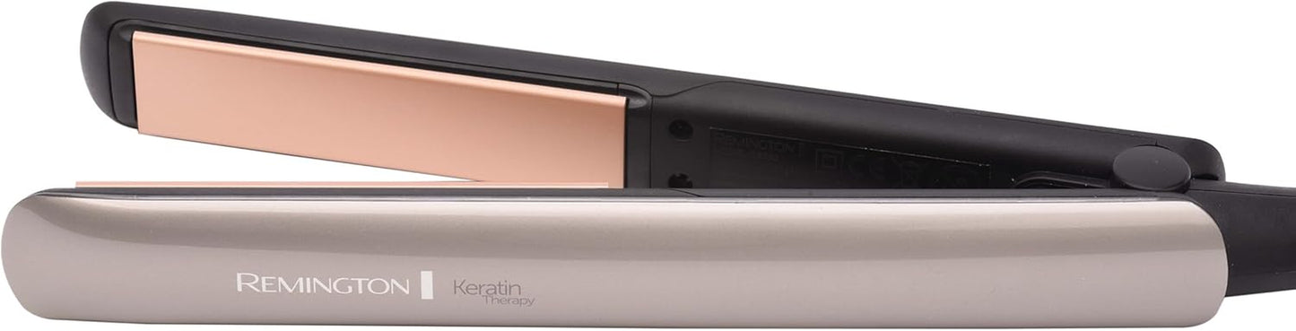 Remington Plancha Pelo Pantalla Digital, 160-230 °C, Sensor Protección Contra El Calor Para Reducir El Daño Capilar Keratin Therapy Revestimiento Cerámica Con Queratina Y Aceite De Almendra S8593